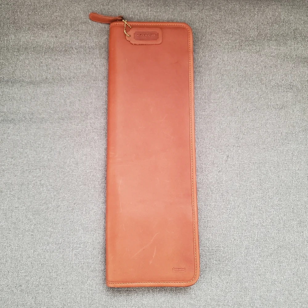 COACH VINTAGE BRITISH TAN LEATHER ACCESSORY'S/TIE TRAVEL CASE - Picture 12 of 16